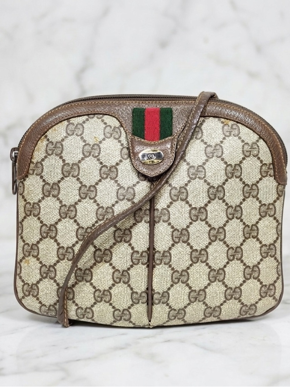 Vintage GUCCI Accessory Collection GG Supreme Crossbody Bag Brown Coated Canvas